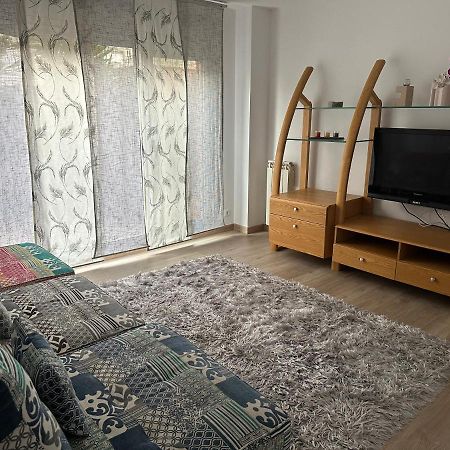 Апартаменты Apartamento Con Jardin En Льенкрес Экстерьер фото