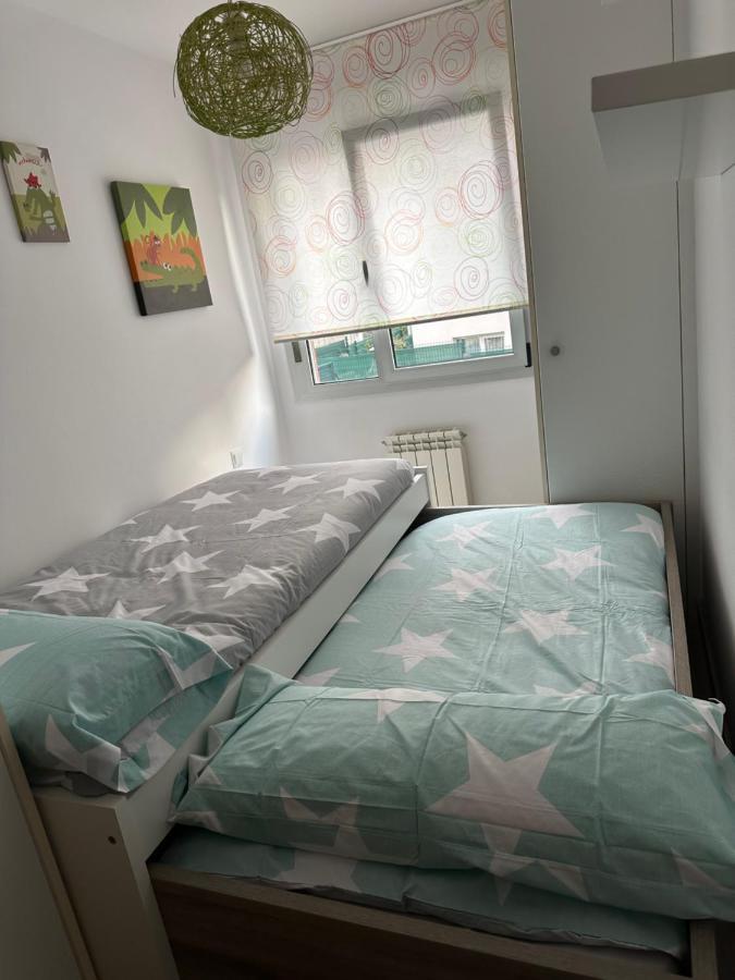 Апартаменты Apartamento Con Jardin En Льенкрес Экстерьер фото